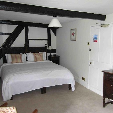 The Three Cocks Coaching Inn Glasbury Quarto foto